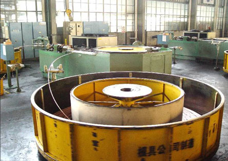 Thread machine